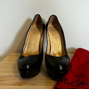 Christian louboutin Black Leather Bianca Platform Size 38.5 Pumps